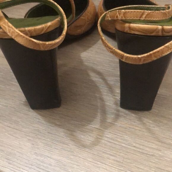 Donald J Pliner croc print ankle strap heels - Picture 4 of 9